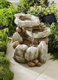 Mit einem springbrunnen im garten errichten sich die besitzer oft eine eigene erlebniswelt des vor dem kauf kommt die planung. Solar Brunnen Felsen Gartendekoration Bader