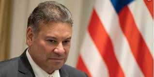 Escobar raporton të premten për Kosovën në Shtëpinë e Bardhë, priten  vendime