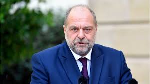Politic moretti pitbull rolex dupont damien rieu macron avocat breguet alcool biere 86 bourre boire picole. Photo Eric Dupond Moretti Sa Tres Belle Montre Fait Polemique Gala