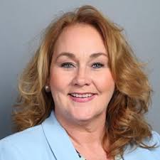 Marianne Reilly's Instagram, Twitter & Facebook