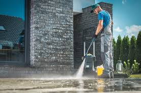 What is a good psi for a pressure washer. Psi Vs Gpm What Makes A Pressure Washer More Effective Hotsy Water Blast