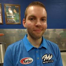 derek handy (@pbaderek)