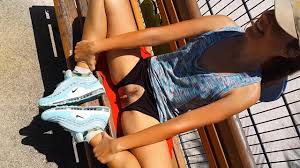 PUSSY Flashing n Outdoor Exercising at Public SPORT GROUND