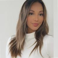 Angie Chamorro's Instagram, Twitter & Facebook