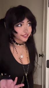 Angelica Giles's Instagram, Twitter & Facebook