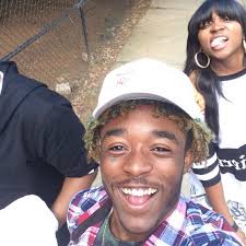 Been seeing my guy a lot more lately. I missed my friend🥺 couple  throwbacks just because