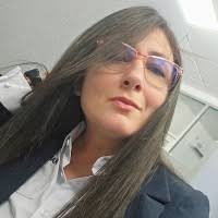 30+ perfiles de «Kenia Arellano»