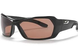 Exactly What To Pack In Your Gym Bag Livestrong Com Workout Accessories Gym Bag Gym Bag Essentials