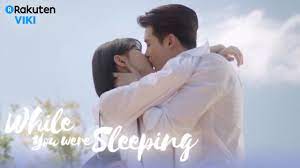 Is everybody in this movie going to be cuddly and sort of dumb? While You Were Sleeping Ep16 Final Kiss Eng Sub Youtube
