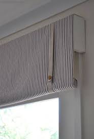 Simple Tie Ups Make Curtain Projects So Much Easier Blindsandcurtainstips Rideaux Traditionnels Traitements De Fenetre De Cuisine Idees De Rideaux