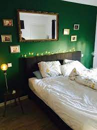 Find Out The Most 15 Inspiring Green Bedroom Ideas To Produce Positive Mind Home Improvements 123hom Bedroom Green Green Bedroom Decor Green Bedroom Walls