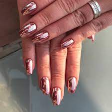 The Best Chrome Nail Ideas To Copy Stylish Belles Rose Gold Nails Gold Chrome Nails Chrome Nails