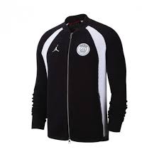 Jun 27, 2021 · en el final, se quitó la camiseta negra con las palabras atleta activista estampadas en la parte delantera y se la puso por la cabeza. Sudadera Psg Negra Tienda Online De Zapatos Ropa Y Complementos De Marca