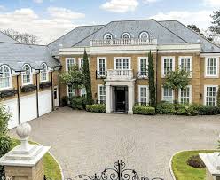 The very talented player should earn 85,000 pounds a week as his salary and contribute much to his gigantic net worth of over 2 million dollars. Through The Keyhole Can You Match These Stunning Luxury Mansions With Premier League Footballers And Their Wags Daily Mail Online