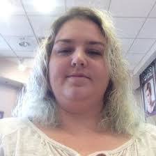 Elizabeth Arcand's Instagram, Twitter & Facebook