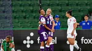 Samantha may kerr is an australian football player who plays for chelsea in the english fa women's super league. W League Grand Final Sam Kerr Rachel Hill Partnership Perth Glory Vs Sydney Fc