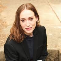 Mary Stinson's Instagram, Twitter & Facebook