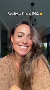 Josie Wright's Instagram, Twitter & Facebook