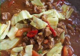 Di dalam 1 menu ini udah ada protein, sayuran, karbo, & lemaknya, jadi lagi puasa gini gak usah ribet capek2 bikin menu banyak2. Inilah Cara Memasak Tongseng Kambing Anti Gagal