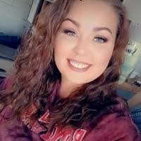 Samantha Crouch's Instagram, Twitter & Facebook