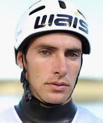 Fresh start as Jeffrey paddles solo course