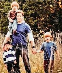 Brendan fraser beach brendan fraser old actor brendan fraser brendan fraser hair brendan fraser cowboy brendan fraser balls brendan fraser. Pin By Elizabeth Woolnough On My Heroes Brendan Fraser Brendan Handsome