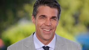 Sports broadcaster Chris Fowler claims Rockford as his hometown