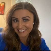 Jaclyn Slater's Instagram, Twitter & Facebook