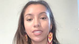 Mother reveals she conceived her two daughters five days apart