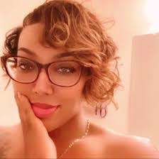 Derrick Vines's Instagram, Twitter & Facebook