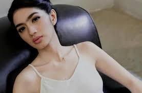 Selain angel karamoy, akbar alias ajudan pribadi yang dikenal sebagai youtuber juga dikukuhkan menjadi duta anti narkoba. Biodata Angel Karamoy By Biodataartisall Biodata Artis