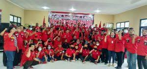 Ketua dpc pemuda batak bersatu, kabupaten toba, anita siahaan sh mengatakan berdirinya organisasi pemuda batak bersatu bergerak dibidang sosial dan saat ini sesuai prioritas adalah pariwisata maka pihaknya akan turut andil. Pengurus Pbb Pac Gunung Putri Resmi Dilantik Kolaborasi Demi Menciptakan Kader Intelektual Yang Cinta Nkri Pojok Redaksi
