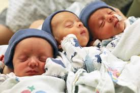 Former Star Bright cast mate Kelsey Buttrey Tarr is a mom of 5, welcoming  triplets yesterday. Congratulations to Kelsey and family!