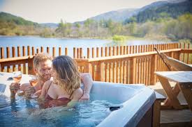 Located in yucca valley in the california region, cozy cabin with hot tub, fire pit, bbqs and hammocks! Forest Holidays On Twitter Golden Oak Hideaway Hot Tub Log Burner Hammock A Large Sunken Bath Big Enough For Two Perfect For Couples Https T Co Jqc2asmivk Https T Co Ffypbekcar
