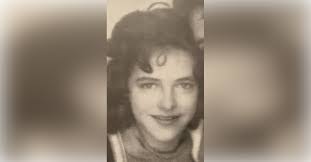 Peggy Sparks's Instagram, Twitter & Facebook