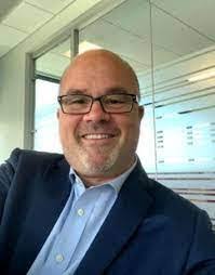 Kevin Smithson's Instagram, Twitter & Facebook