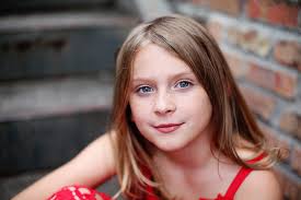 I've been photographing this fun family for so many years! Sweet Elsa was  just a newborn the first time I took their photos. These girls have such  fun personalities, I was happy