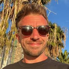 Hannah Jade Wadeson (@JadeWadeson)