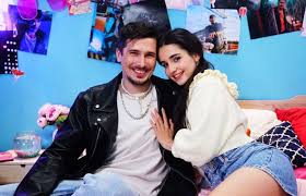 Ask anything you want to learn about анна тринчер by getting answers on askfm. Zavidnyj Holostyak Anna Trincher Uvela Pozitiva U Zheny