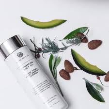 Hydrating Body Oil Summer Is Ending Little By Little But You Need To Continue Hydrating Your Skin What 100 Pure Essential Oils Rosehip Oil Sweet Almond Oil