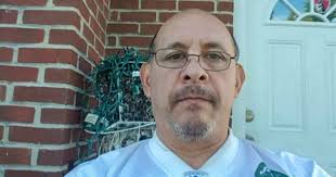 Venezolana clama por ayuda para no sepultar a su hermano en una fosa común  en Nueva York