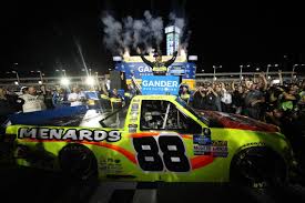 2019 gander outdoors truck series schedule. Matt Crafton Wins Nascar Truck Series Championship Miami Herald