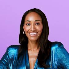 Monica Davis's Instagram, Twitter & Facebook