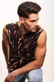 Robin Coupe Homme London Undercut Graphique Et Stylise Coiffure Homme Ete Coupe Homme Coupe Homme Court