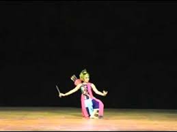 Tarian ini melambangkan penyambutan atas turunnya dewata ke alam dunia. Tari Srikandi Youtube
