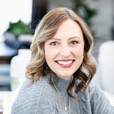 Emily Roussel's Instagram, Twitter & Facebook