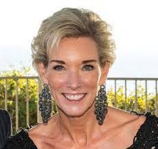 Janet Michels's Instagram, Twitter & Facebook