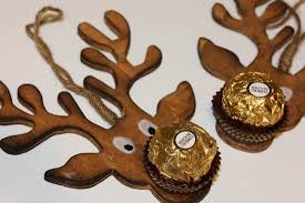 Ein von fans kreiertes produkt! Ferrero Kreativ Basteln Mit Moncherie Kuesschen Co Trend Und Test Designblog