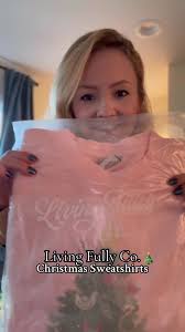 @Living Fully Co. Christmas is my faveeeee😍🎄🎅✨ #livingfully  #christmassweatshirt #christmasoutfit