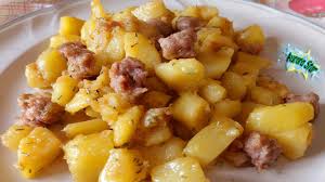 Check spelling or type a new query. Come Cuocere Le Patate E Salsiccia In Umido Con La Padella Youtube